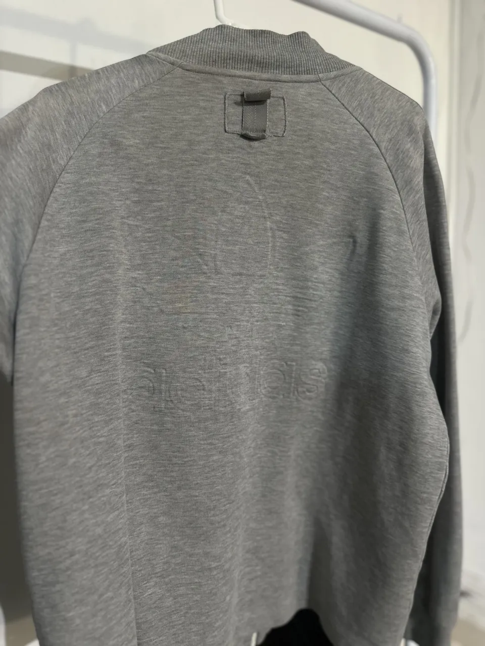 Buzo adidas - Vista 4