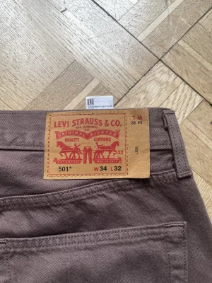 Levi's
