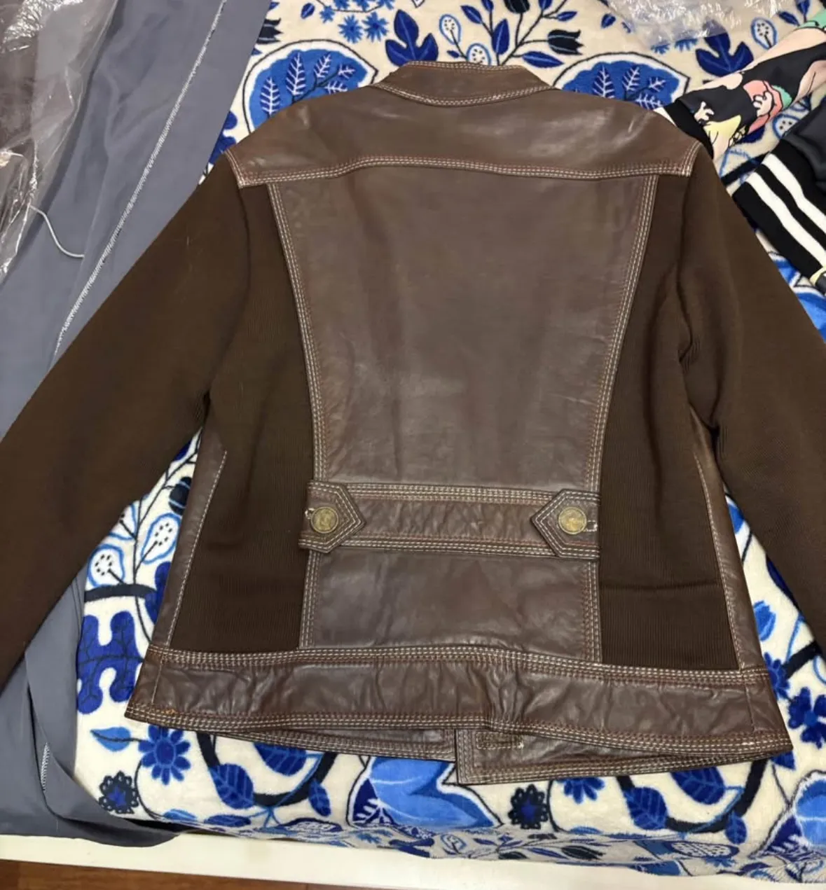 Campera Nose - imagen 2
