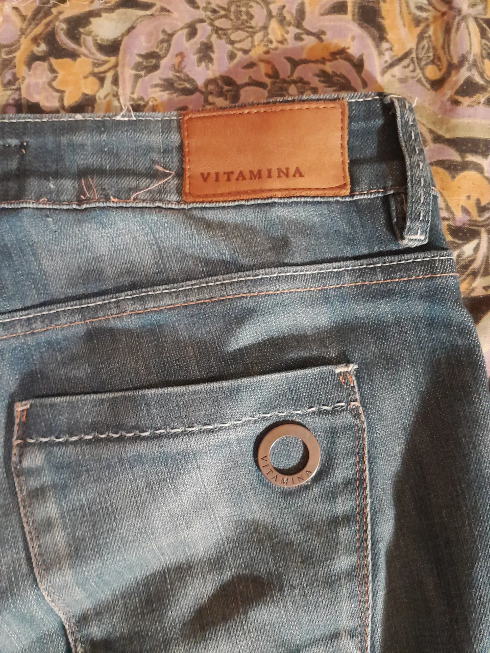 Jean Vitamina miniatura 5