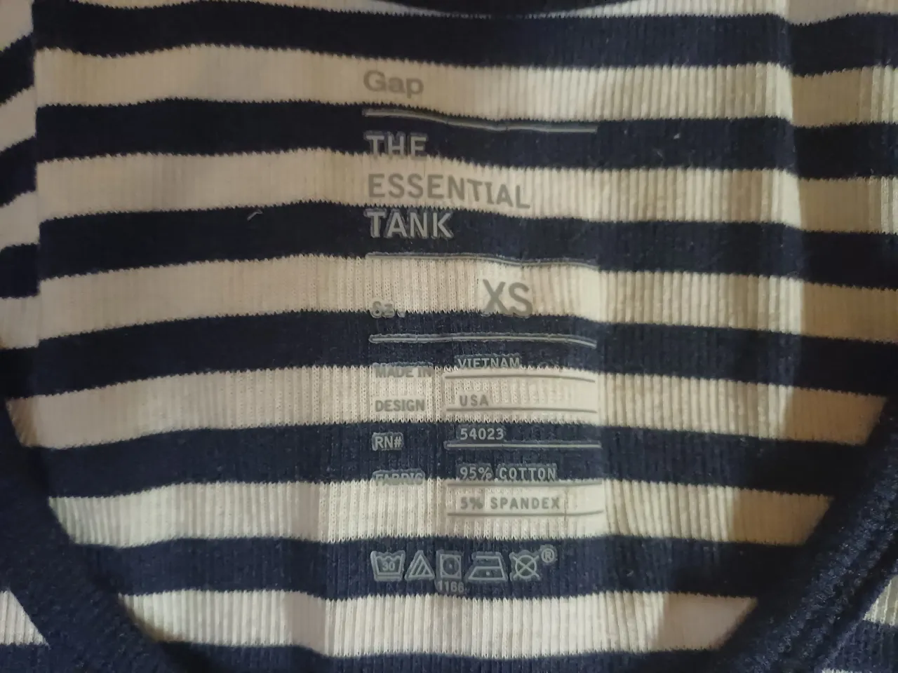 Musculosa GAP - Vista 2