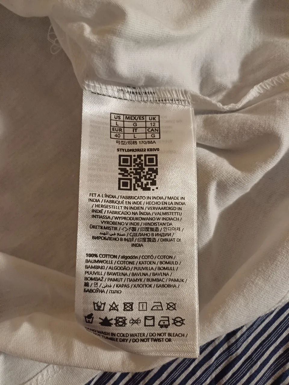Remera GUESS miniatura 7