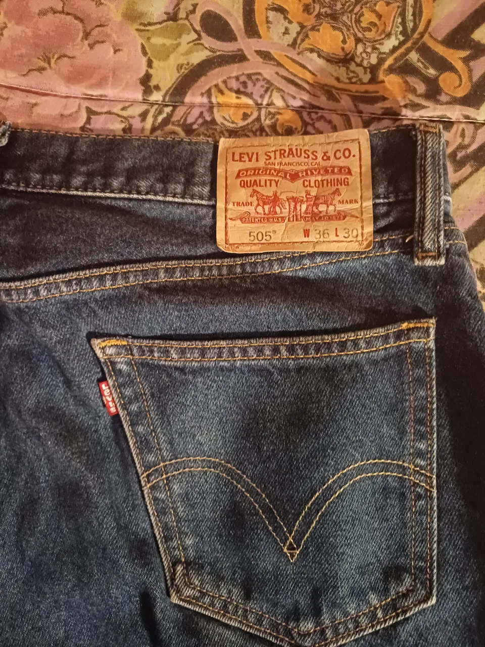 Jean Levi's - Vista 6