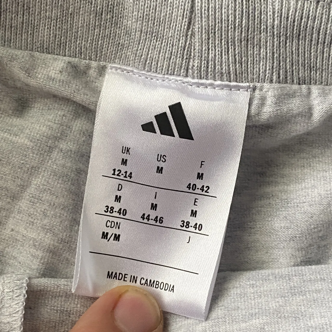Pollera adidas miniatura 4