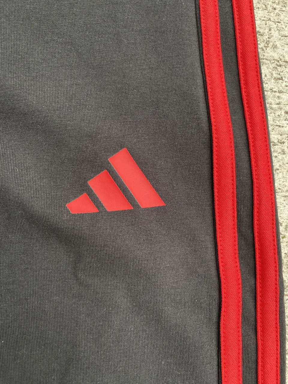 Pantalón adidas - imagen 3