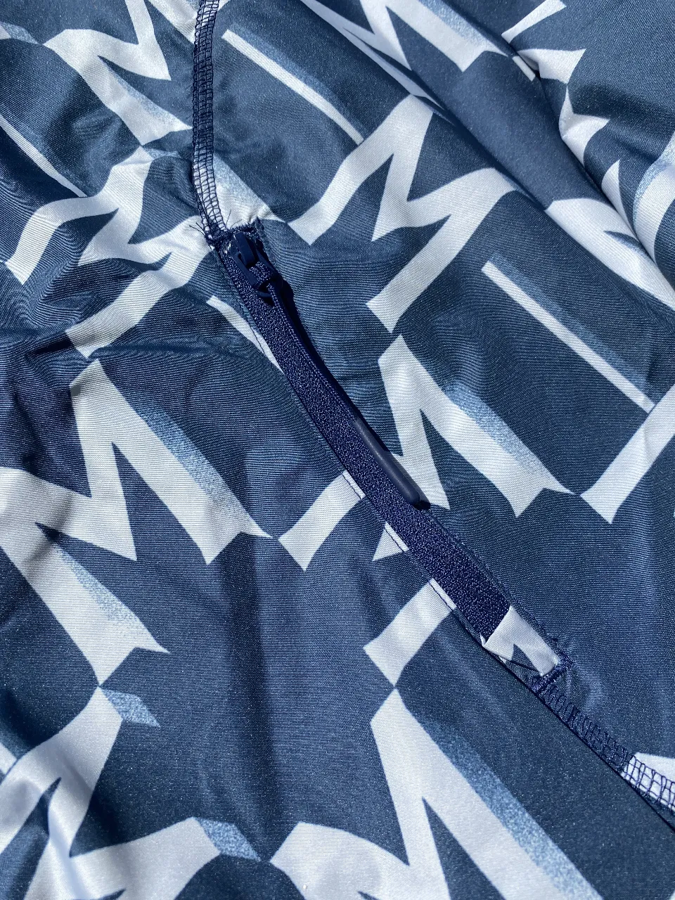 Buzo adidas - imagen 3