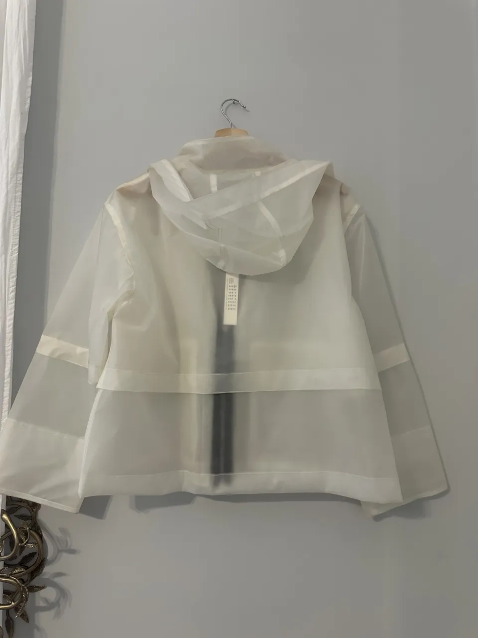 Impermeable Allô Martínez - imagen 4