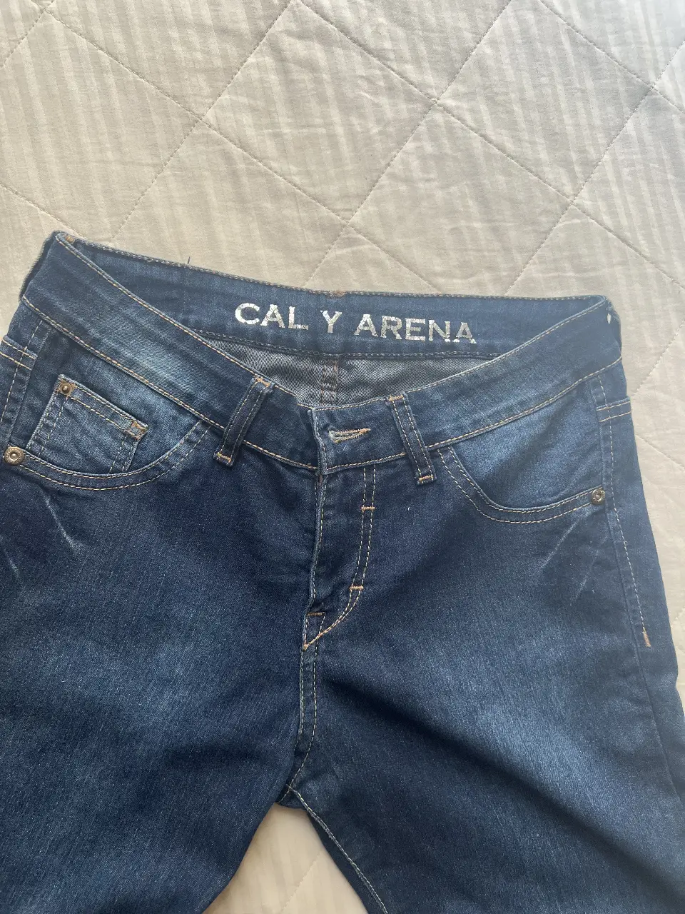 Jean Cal y arena - imagen 4
