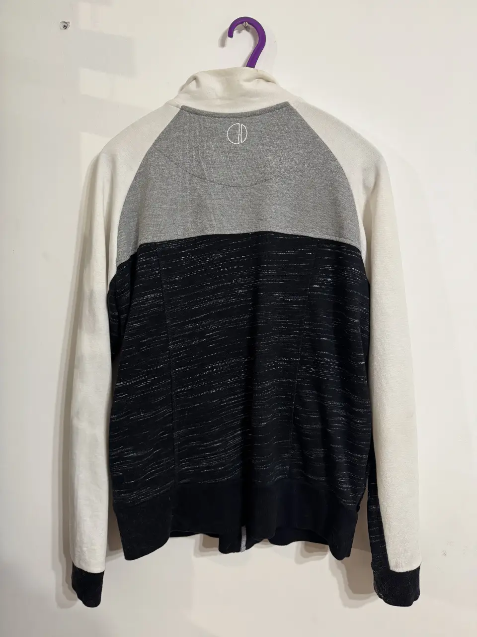 Campera PUNTO I - imagen 3