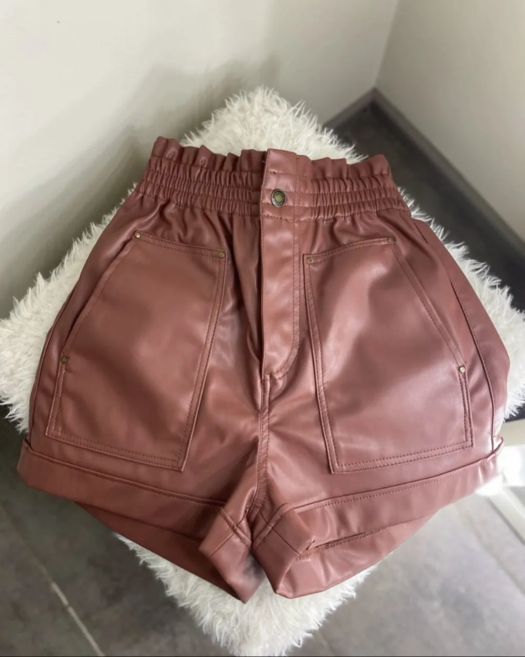 Short Zara