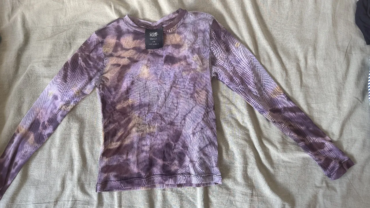 Remera Complot - imagen 1