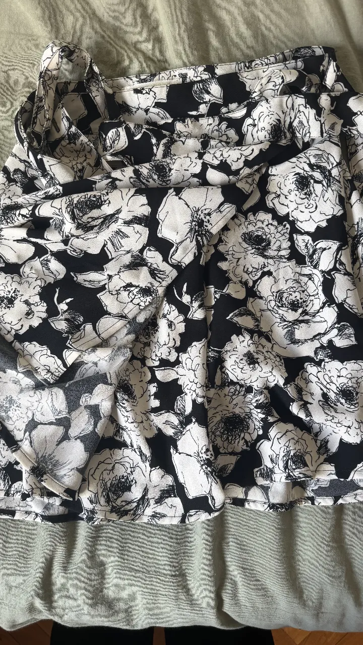 Pollera Abercrombie & Fitch - imagen 2