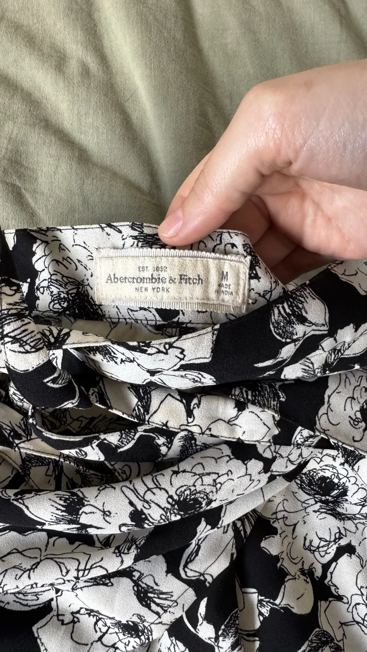 Pollera Abercrombie & Fitch - imagen 3