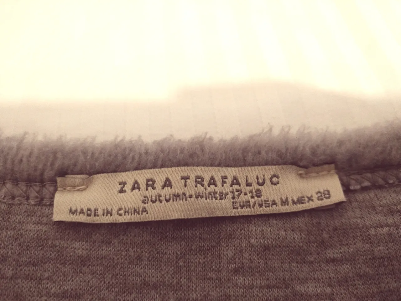 Buzo Zara - imagen 3