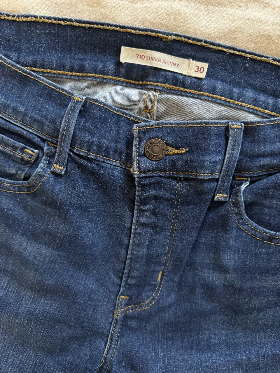 Jean Levi's miniatura 4