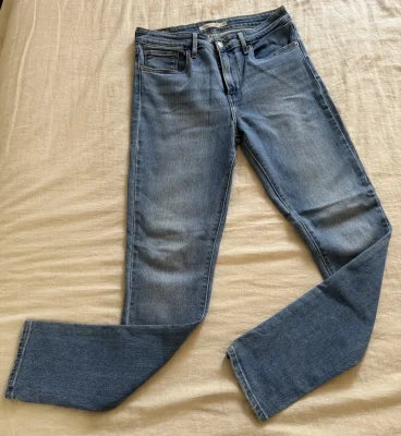 Levi's