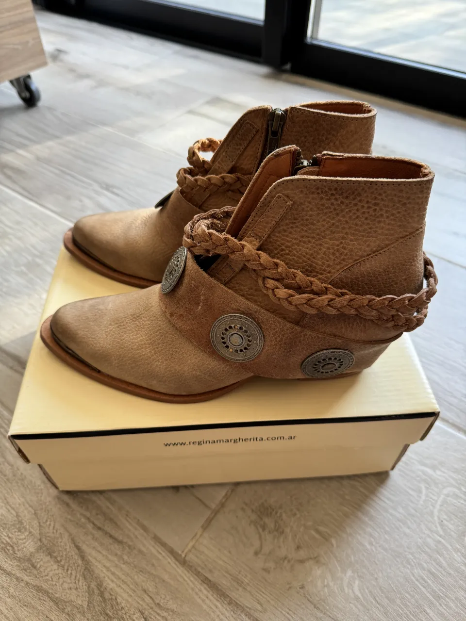 Botas REGINA MARGHERITA - imagen 2