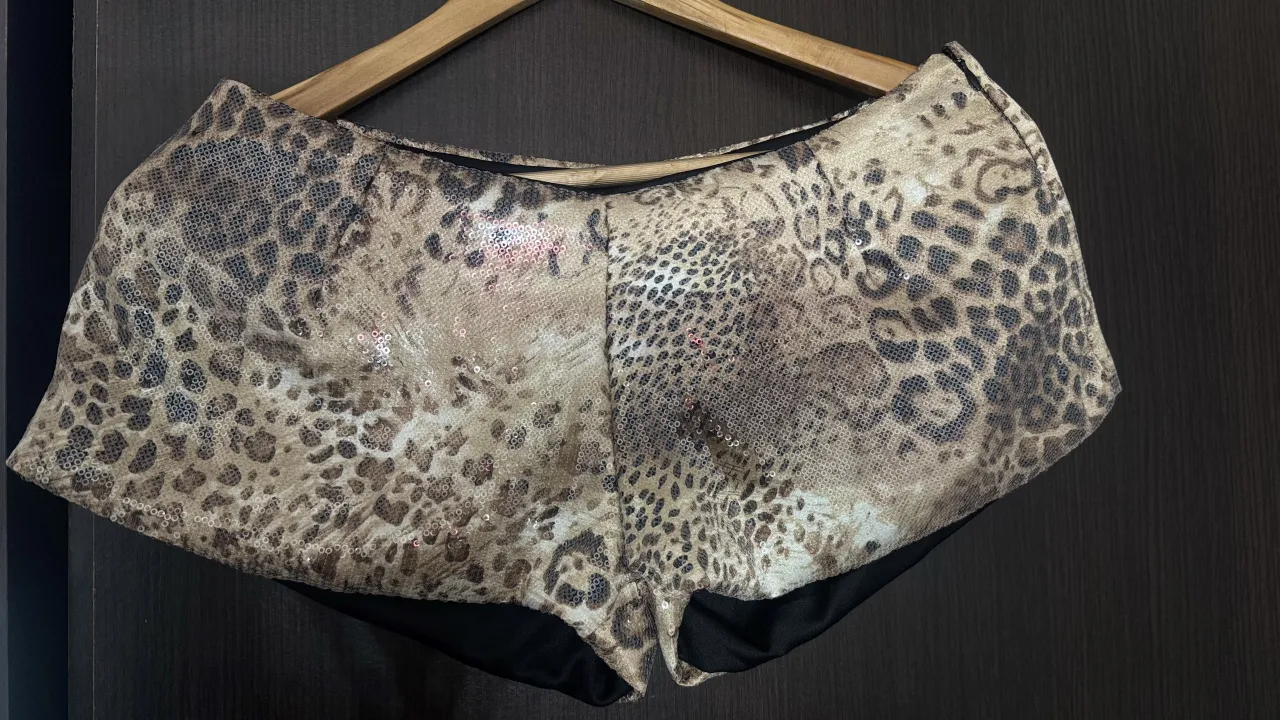 Short Sin marca - Vista 3