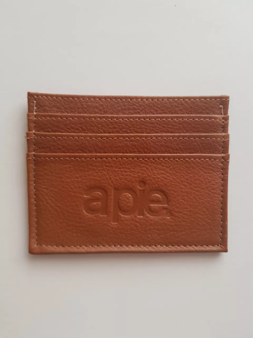 Billetera Apie - imagen 1