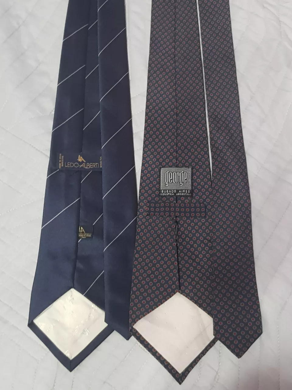 Corbata Sin marca miniatura 4