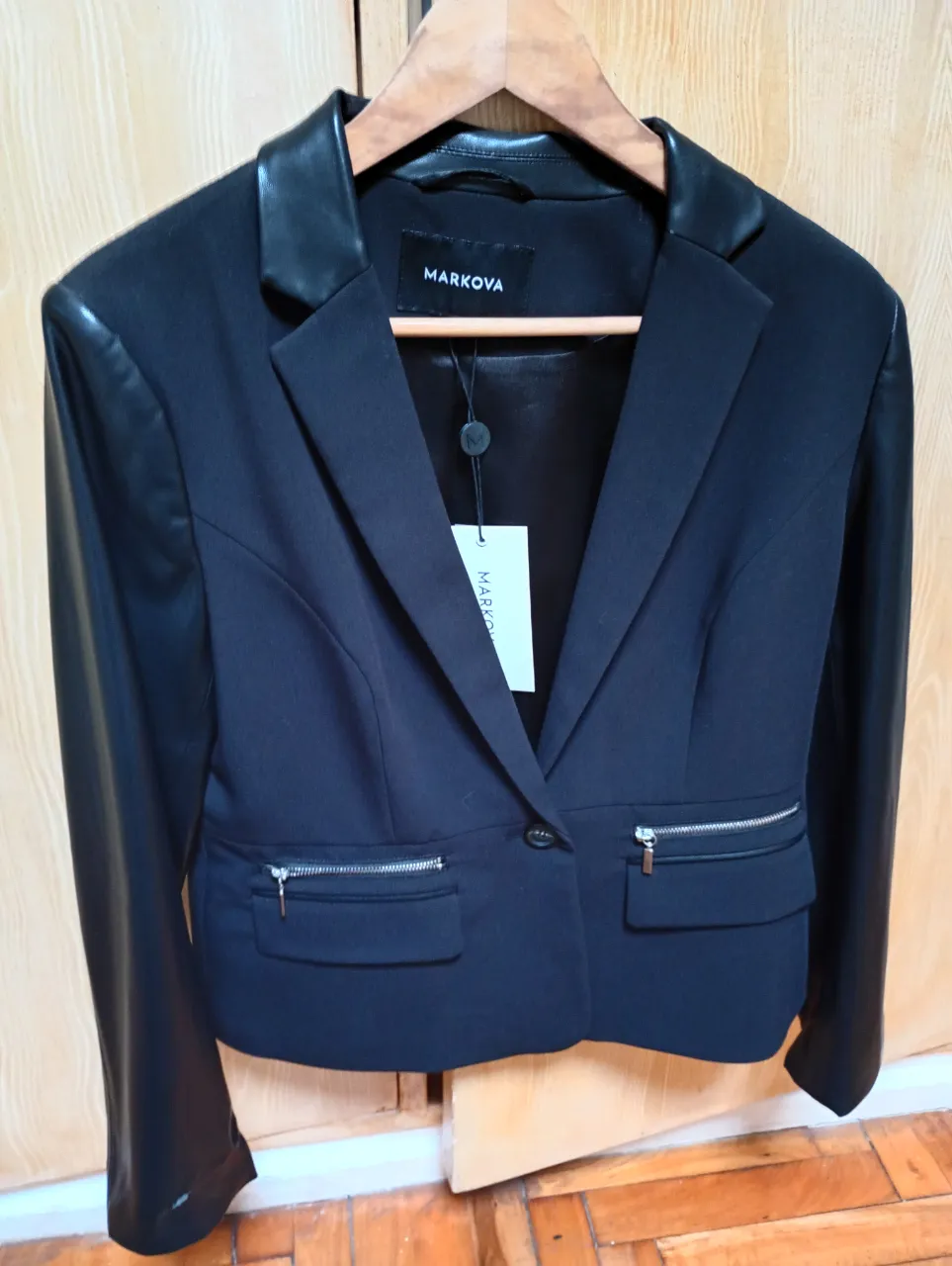 Blazer Markova