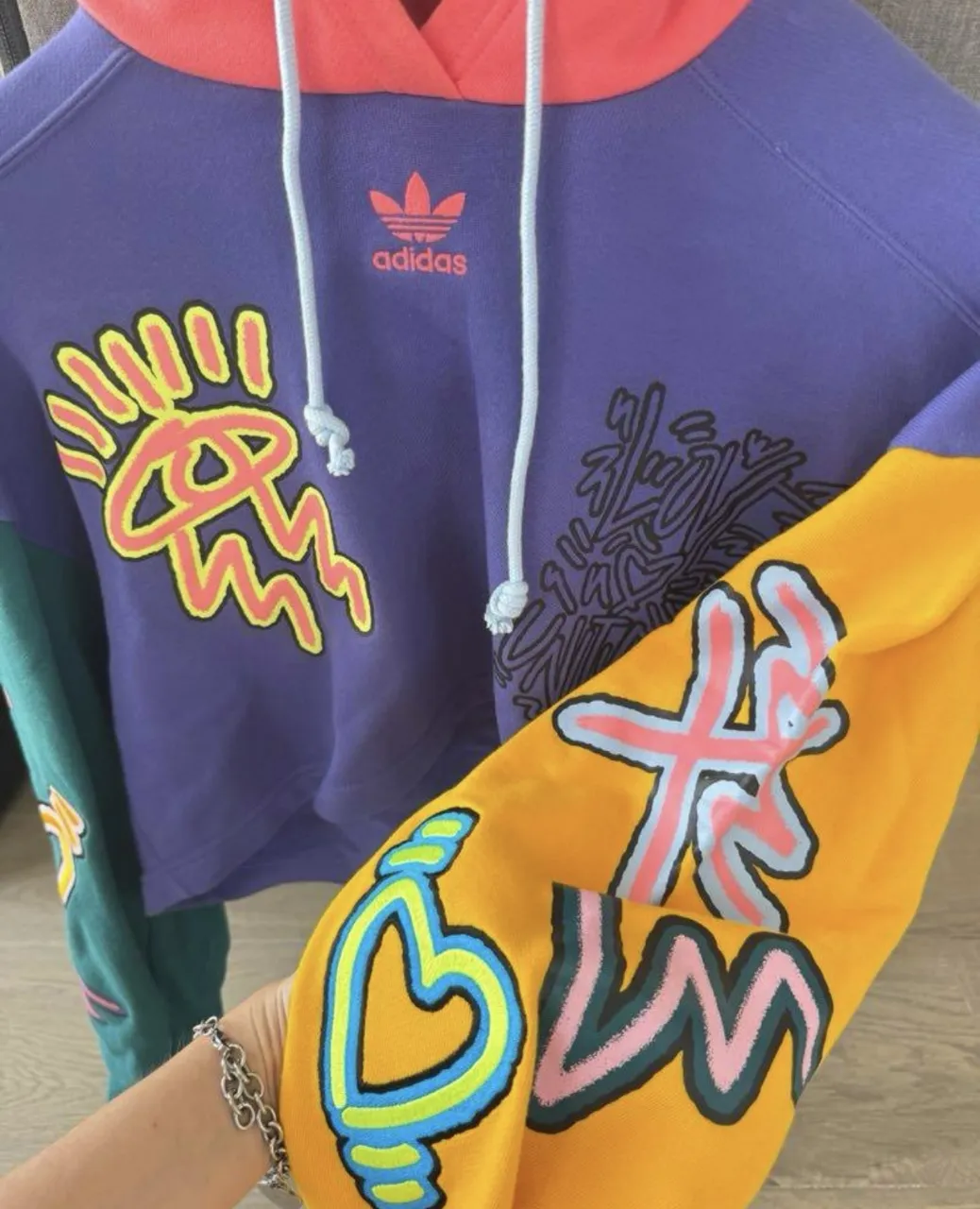 Buzo adidas - Vista 3