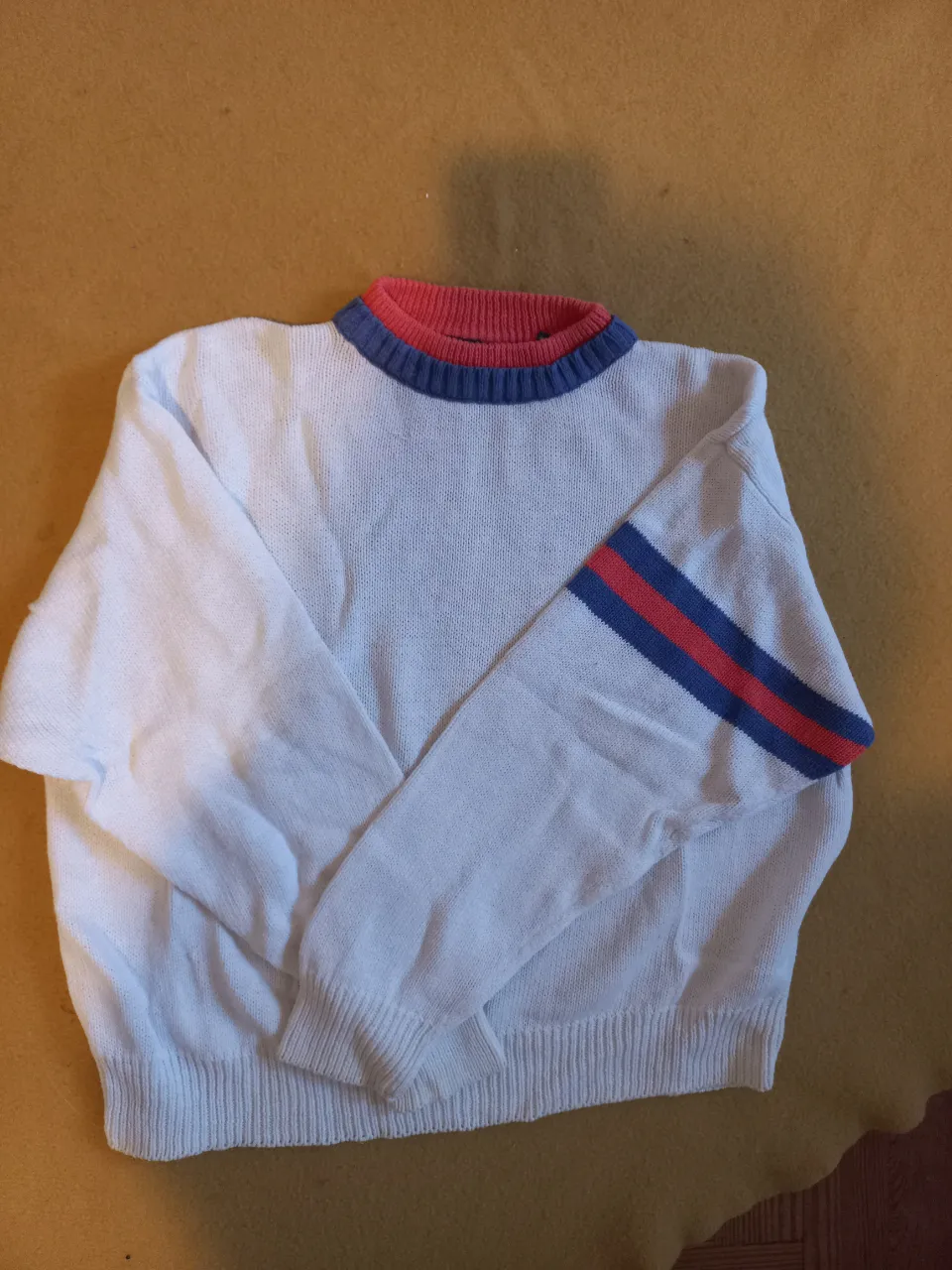 Sweater Hunt - imagen 1