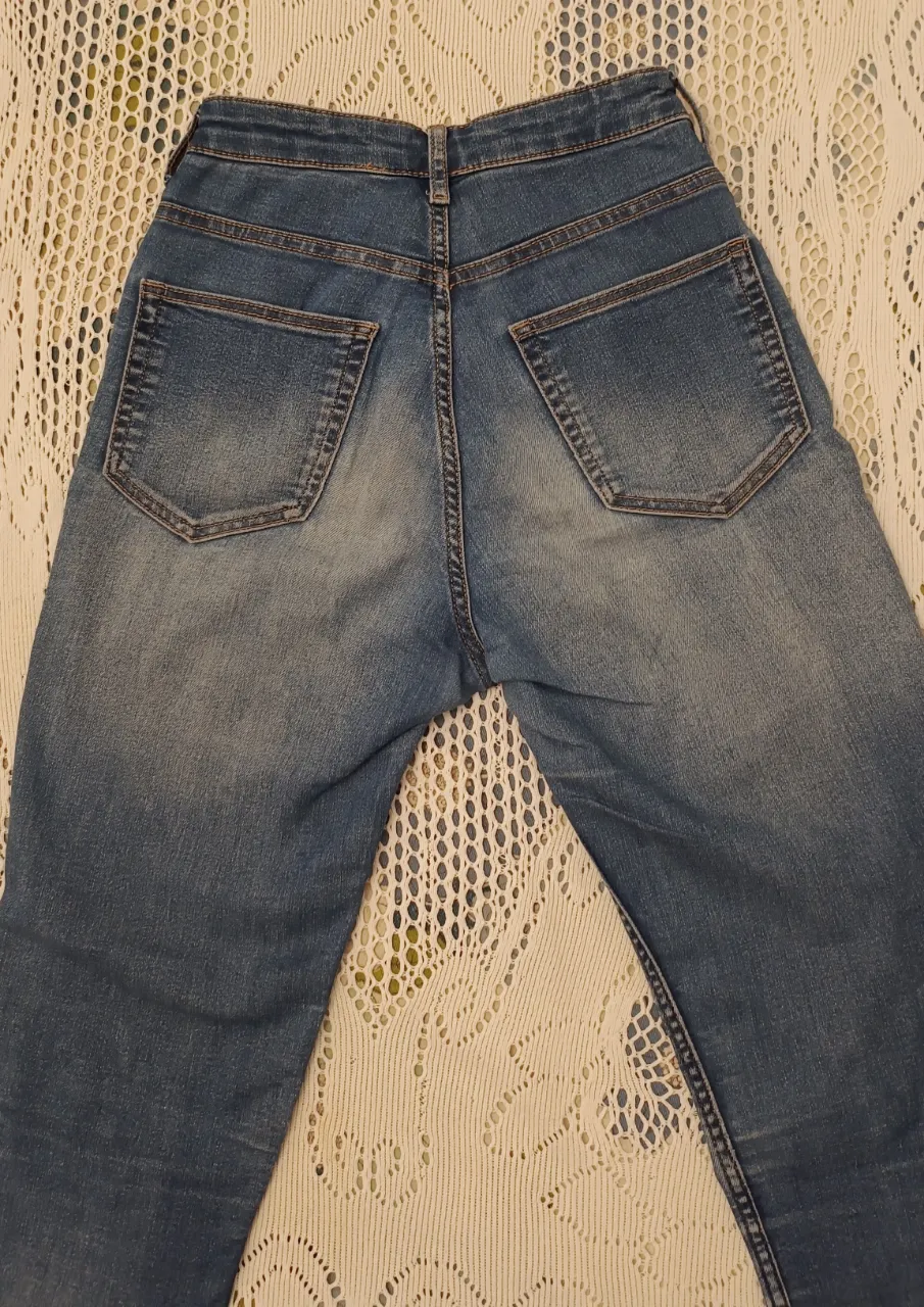Jean Divided - imagen 2