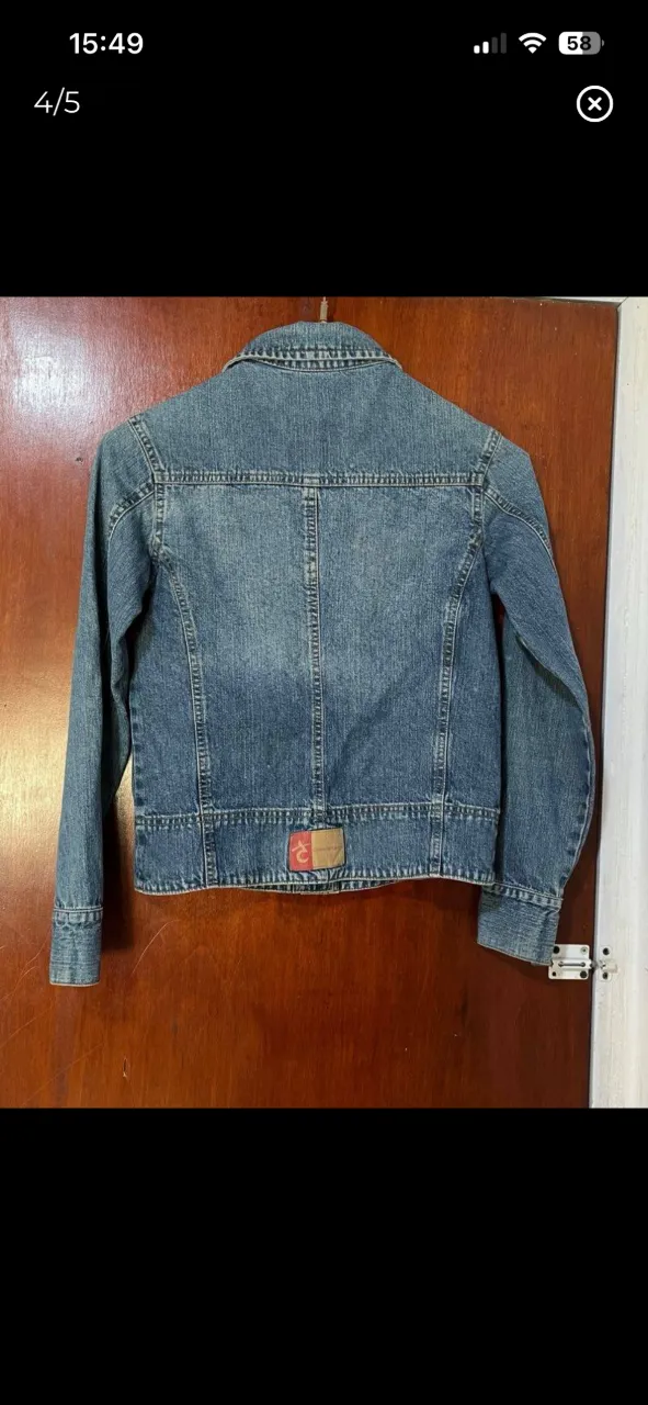 Campera A ≠ - imagen 4