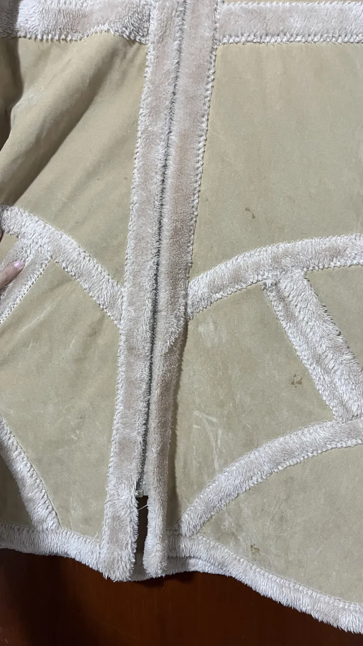 Campera A ≠ - imagen 4