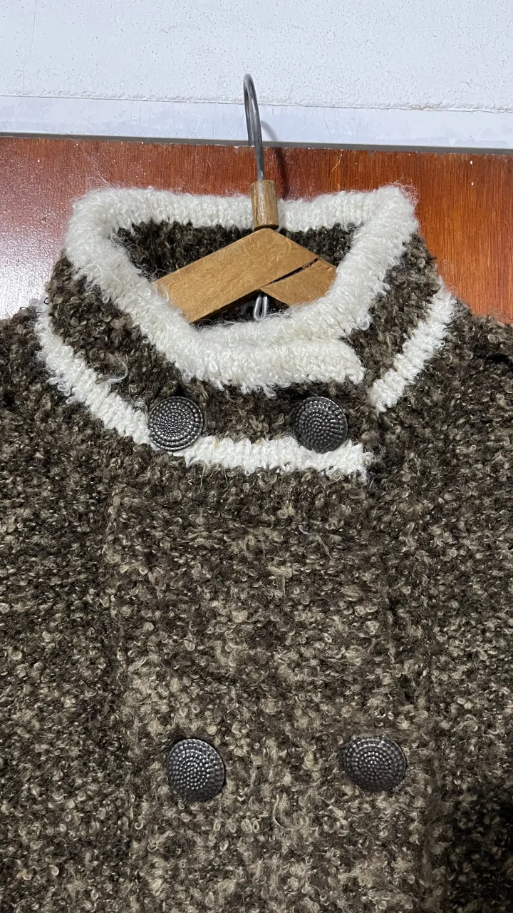 Campera A ≠ - imagen 4
