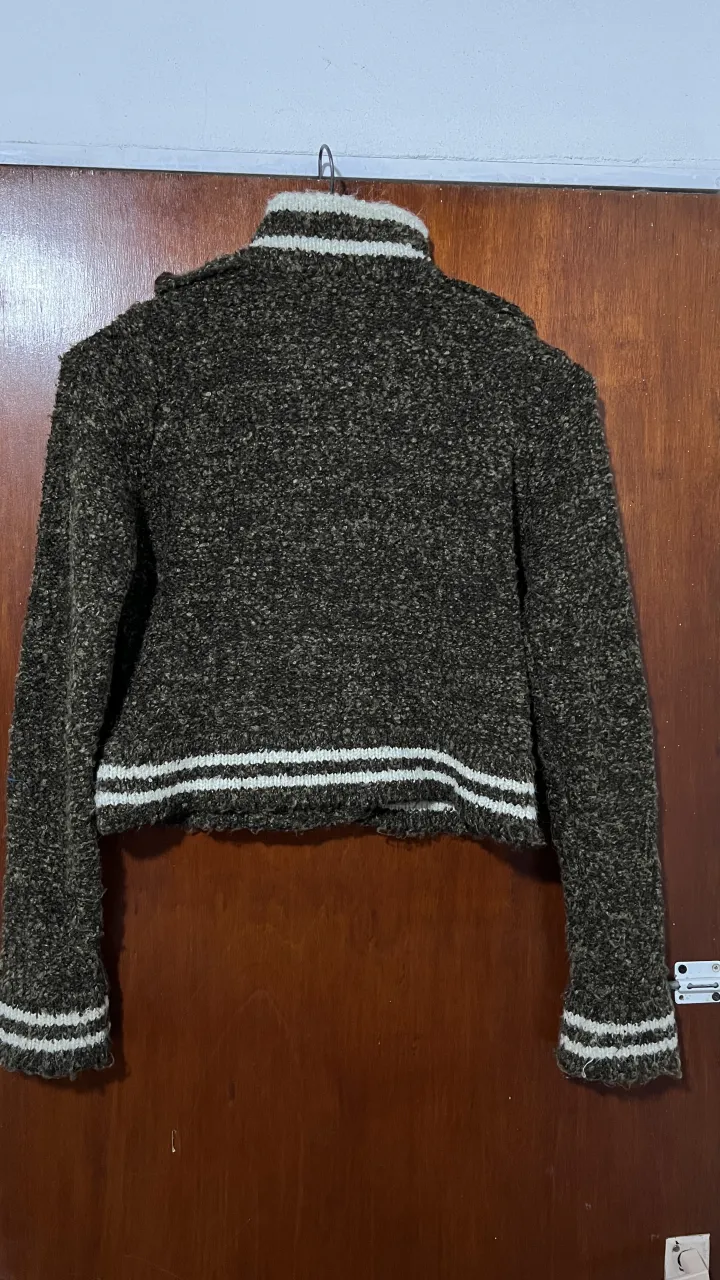Campera A ≠ - imagen 5
