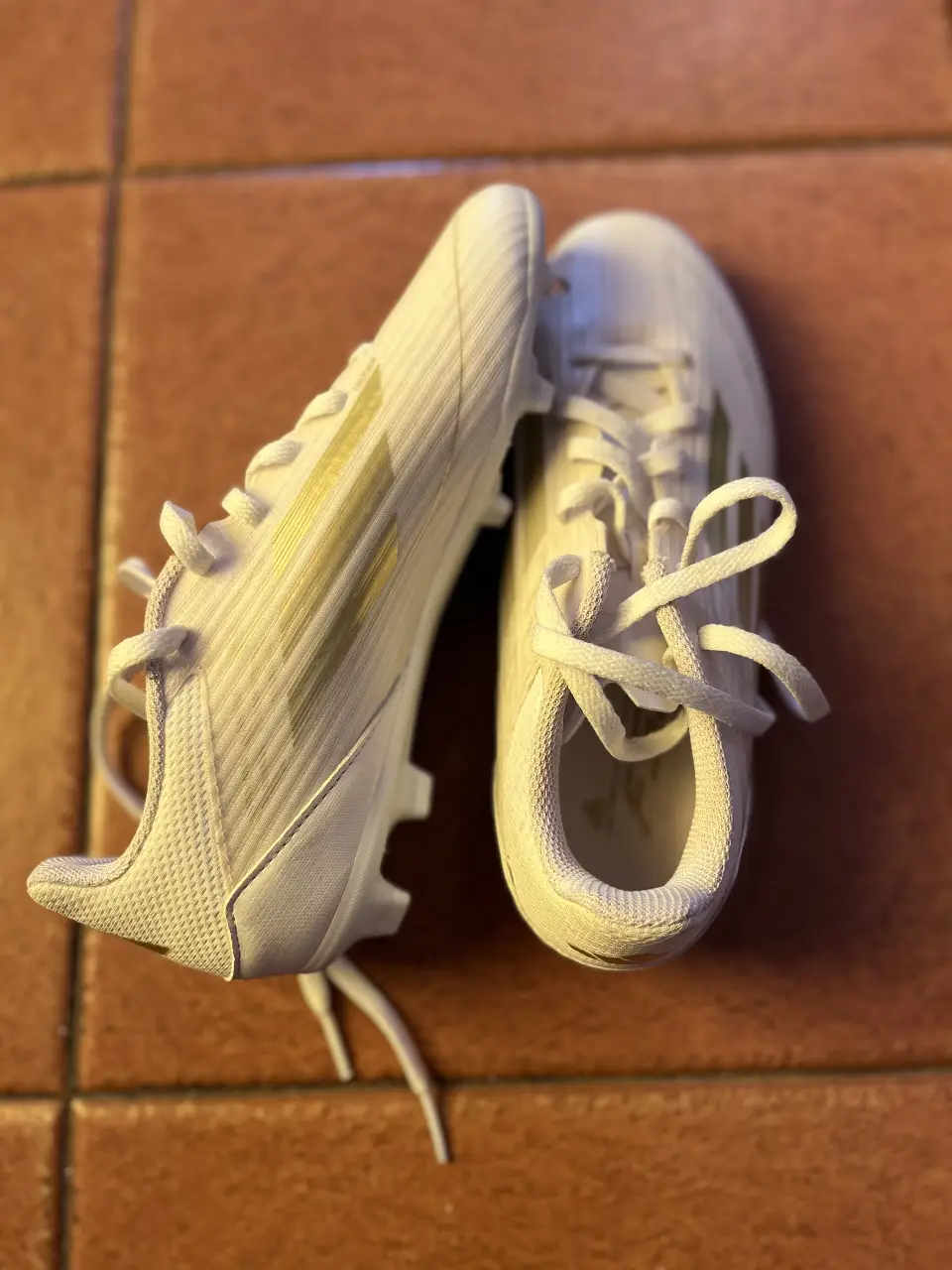Botín de fútbol adidas miniatura 4