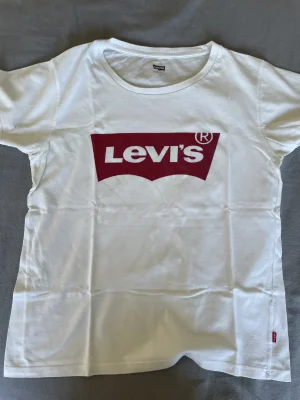 Levi's