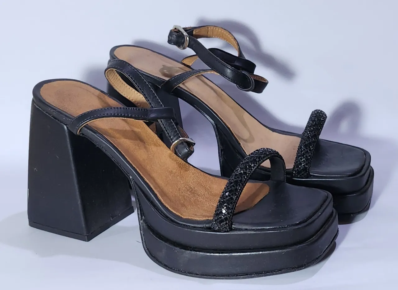 Sandalias Karamelho - imagen 1