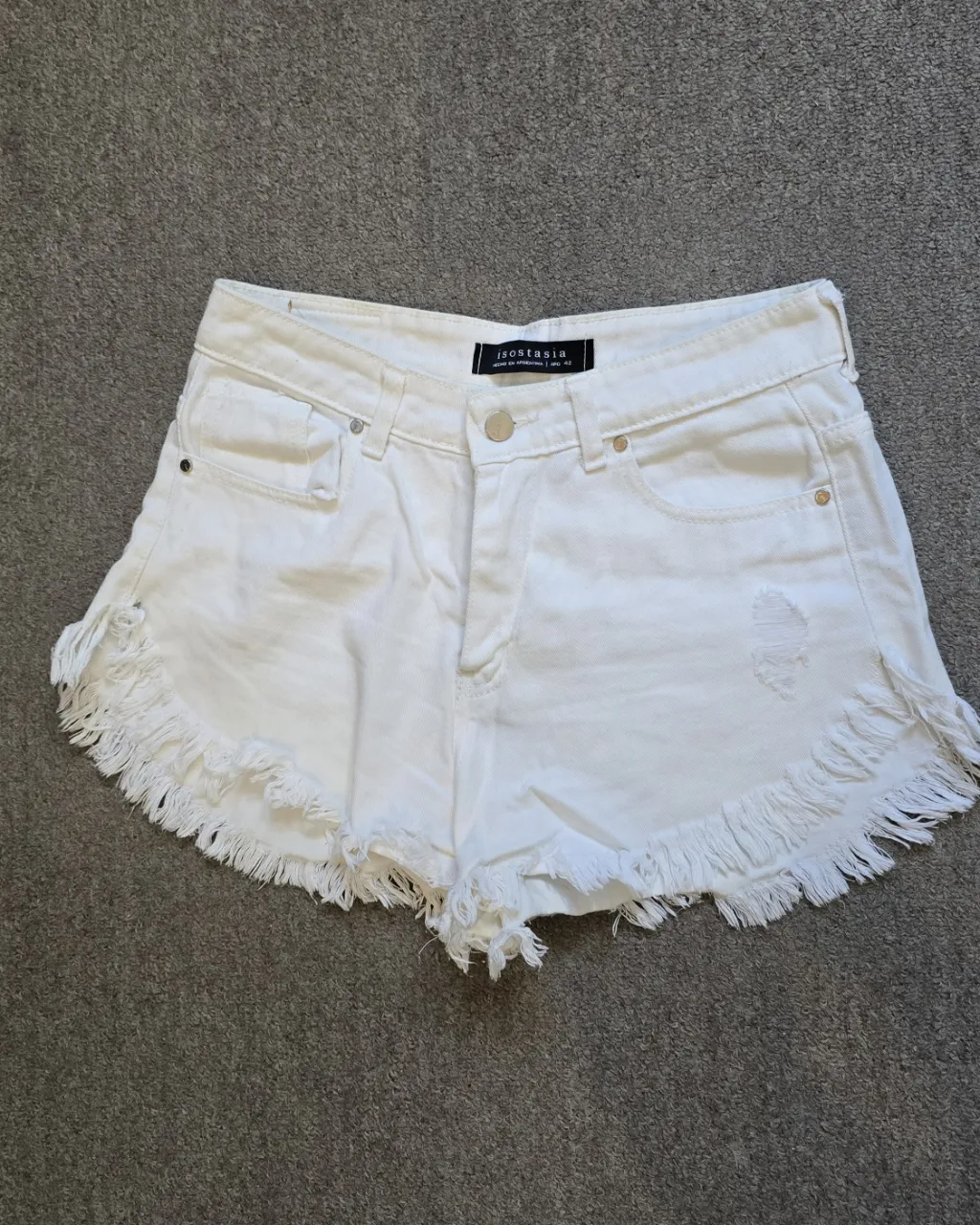 Short Isostasia - imagen 1
