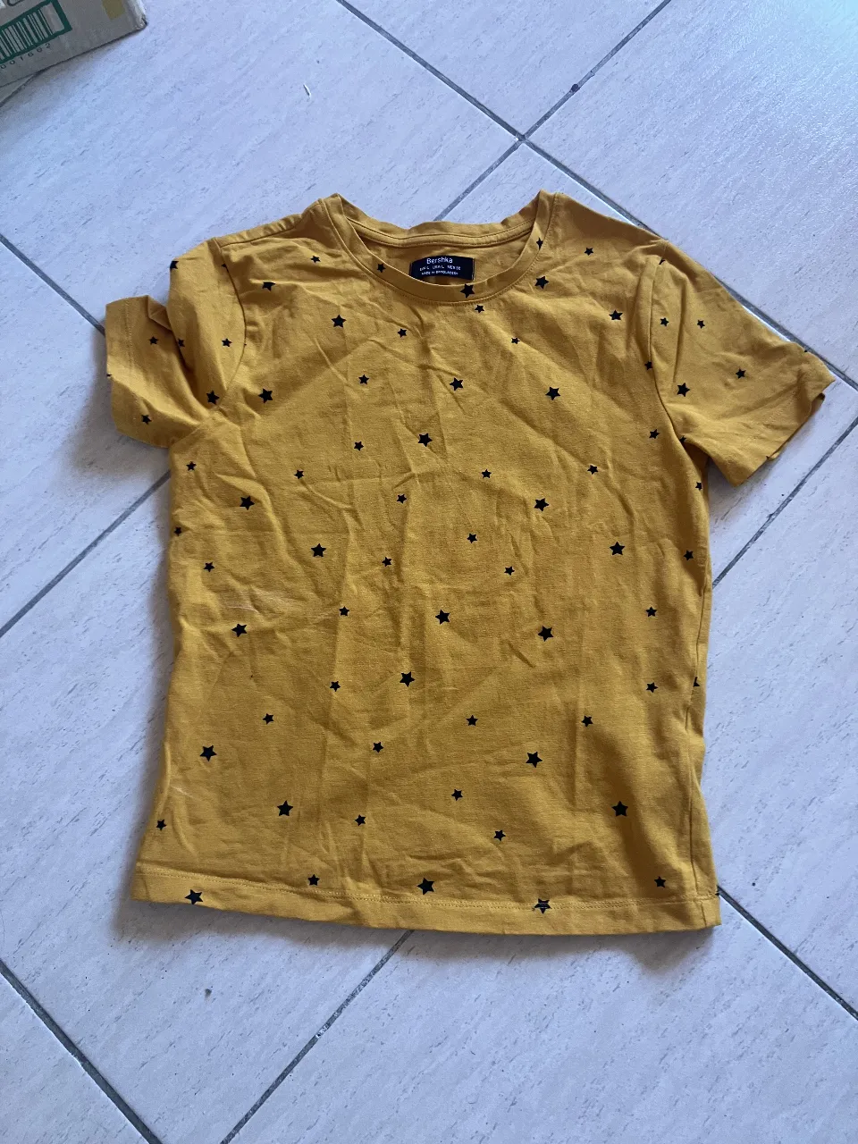Remera Bershka - imagen 1