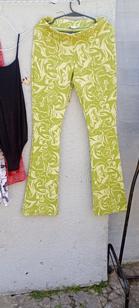 Pantalón Zara