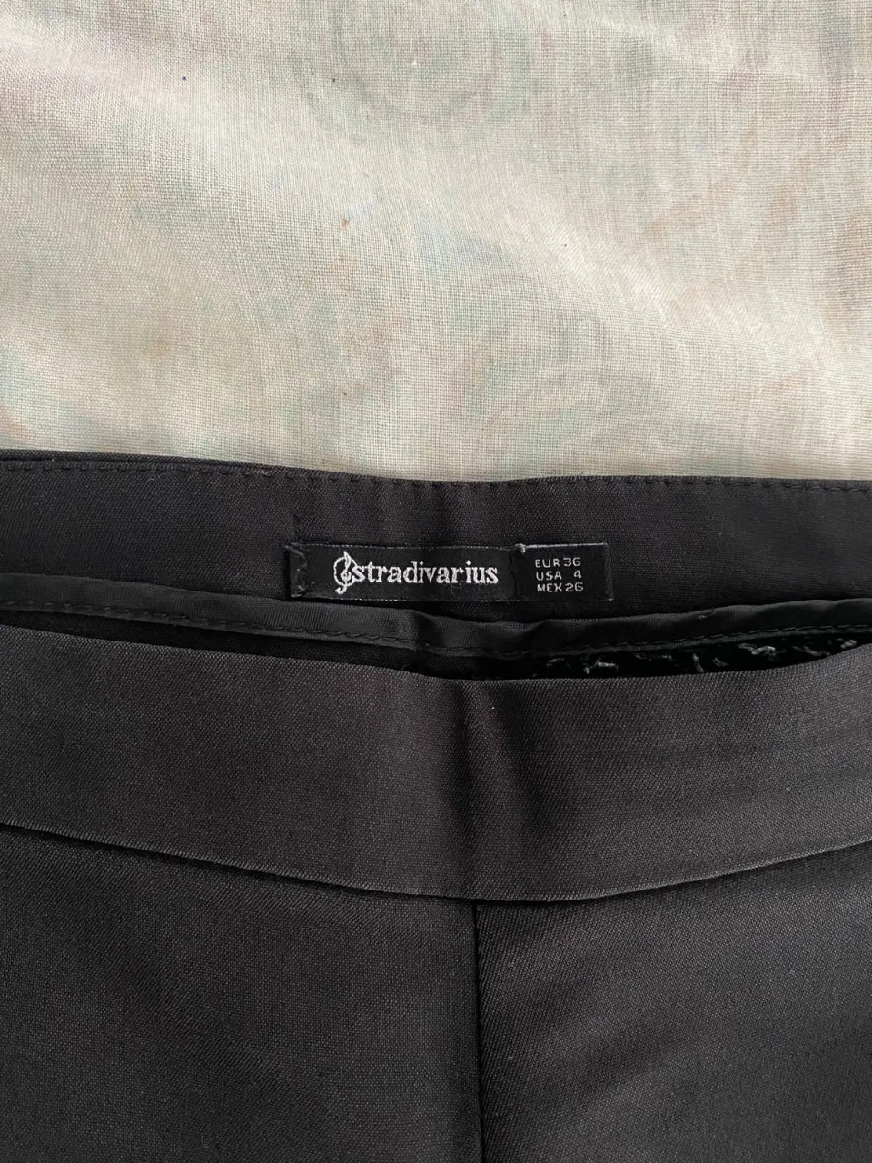 Pantalón Stradivarius - imagen 3