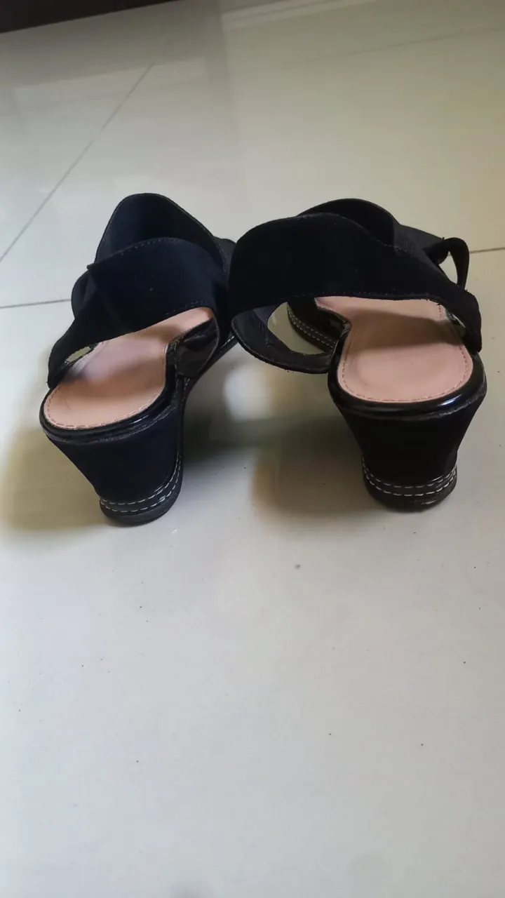 Sandalias A ≠ - imagen 2