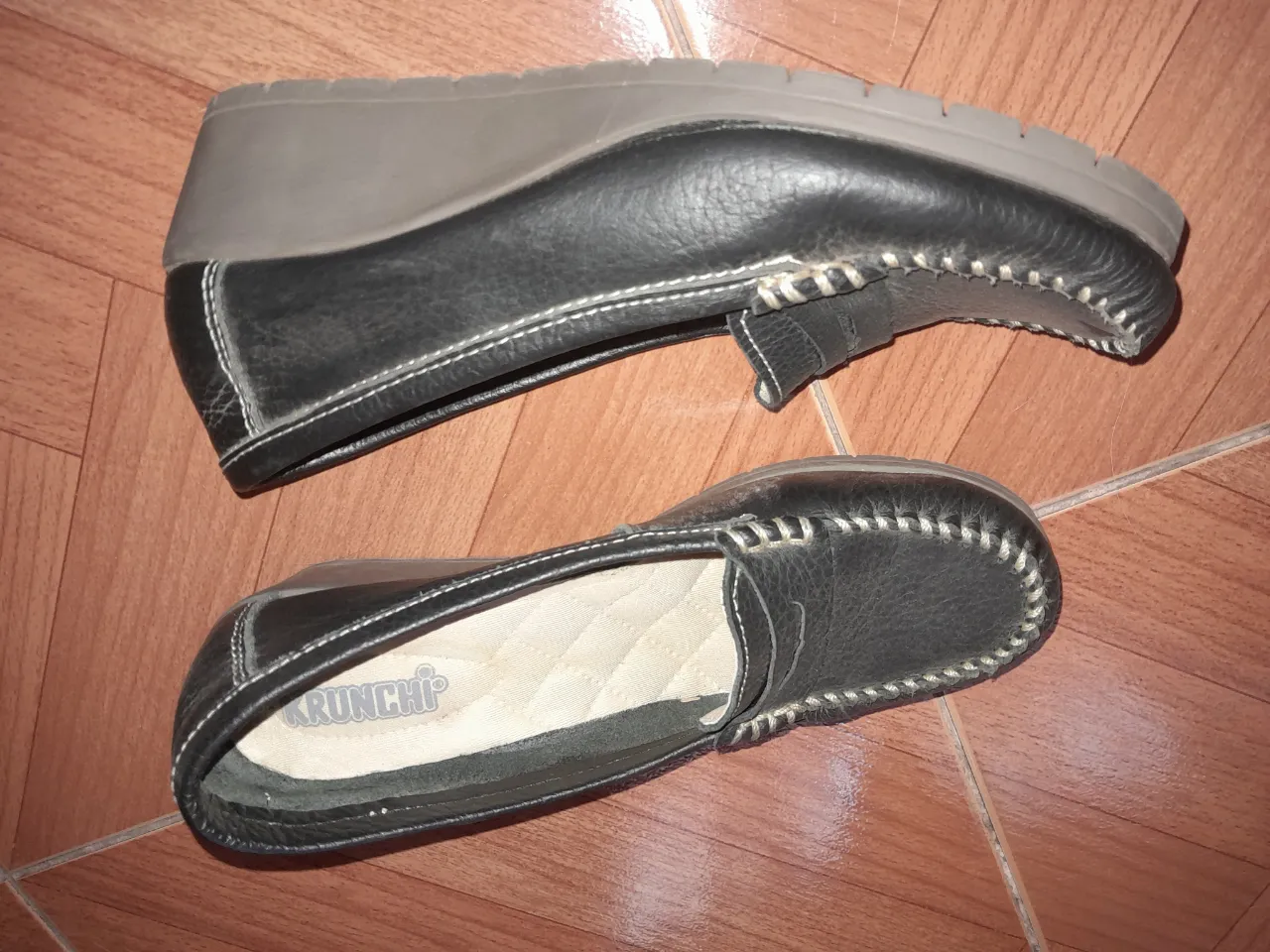 Zapatos A ≠ - imagen 1