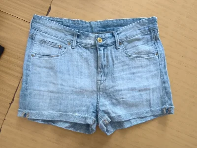 H&M