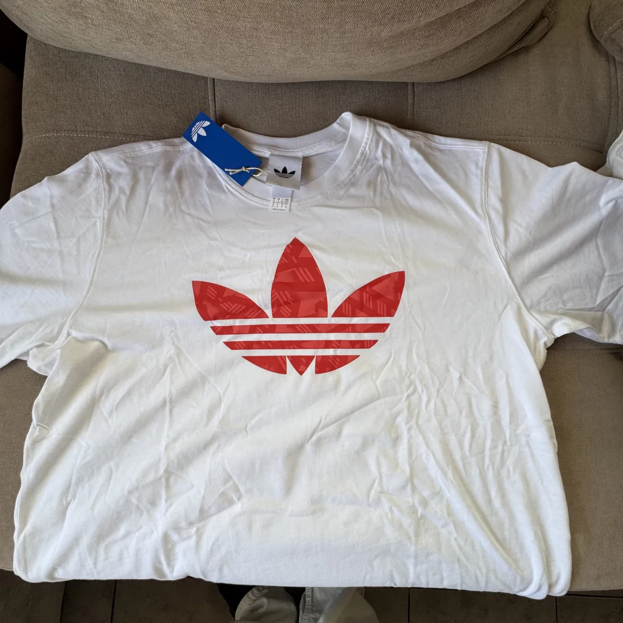 Remera adidas