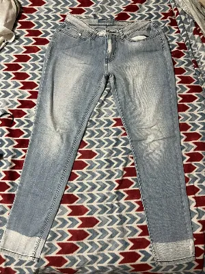 Levi's
