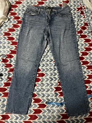Levi's
