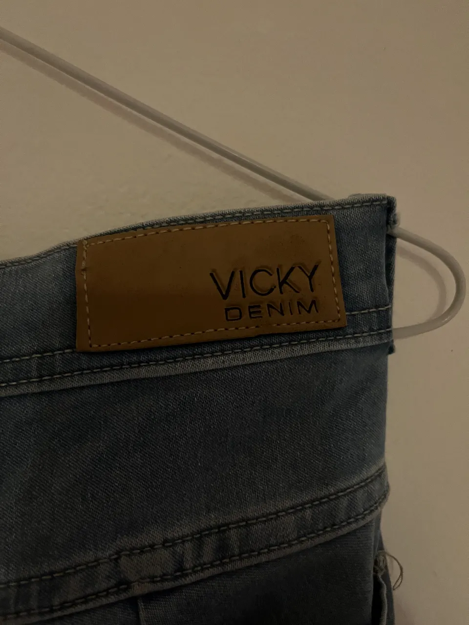 Jean Vicky - imagen 3