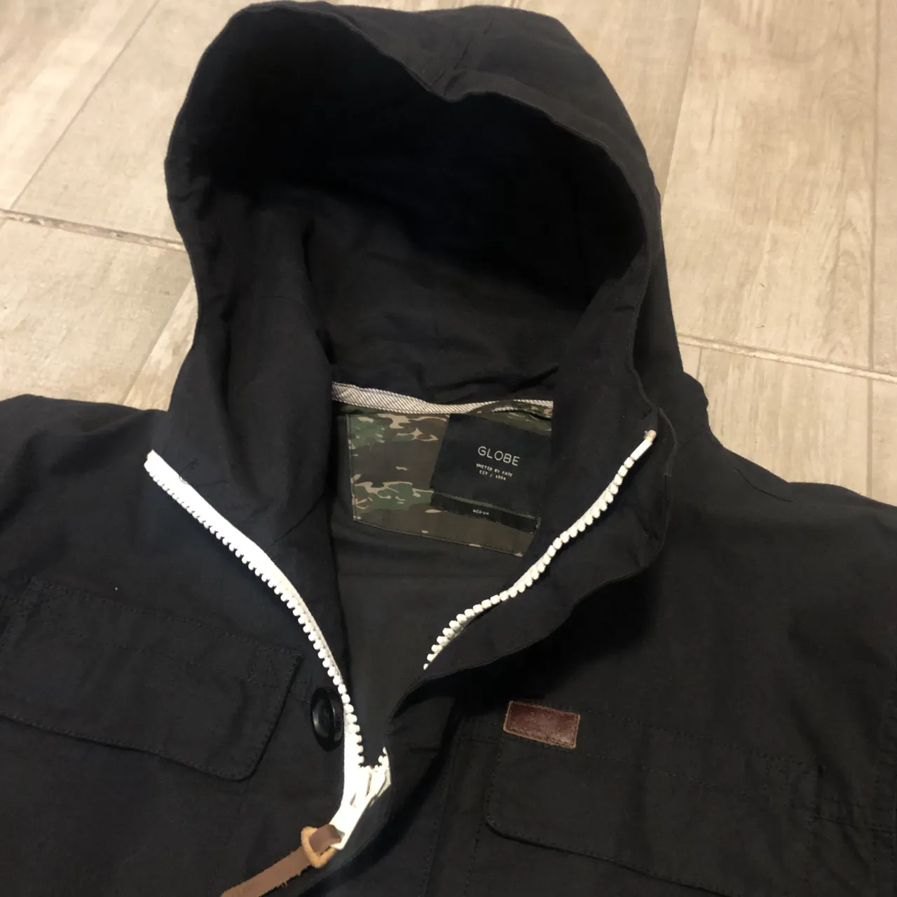 Campera Globe - imagen 2