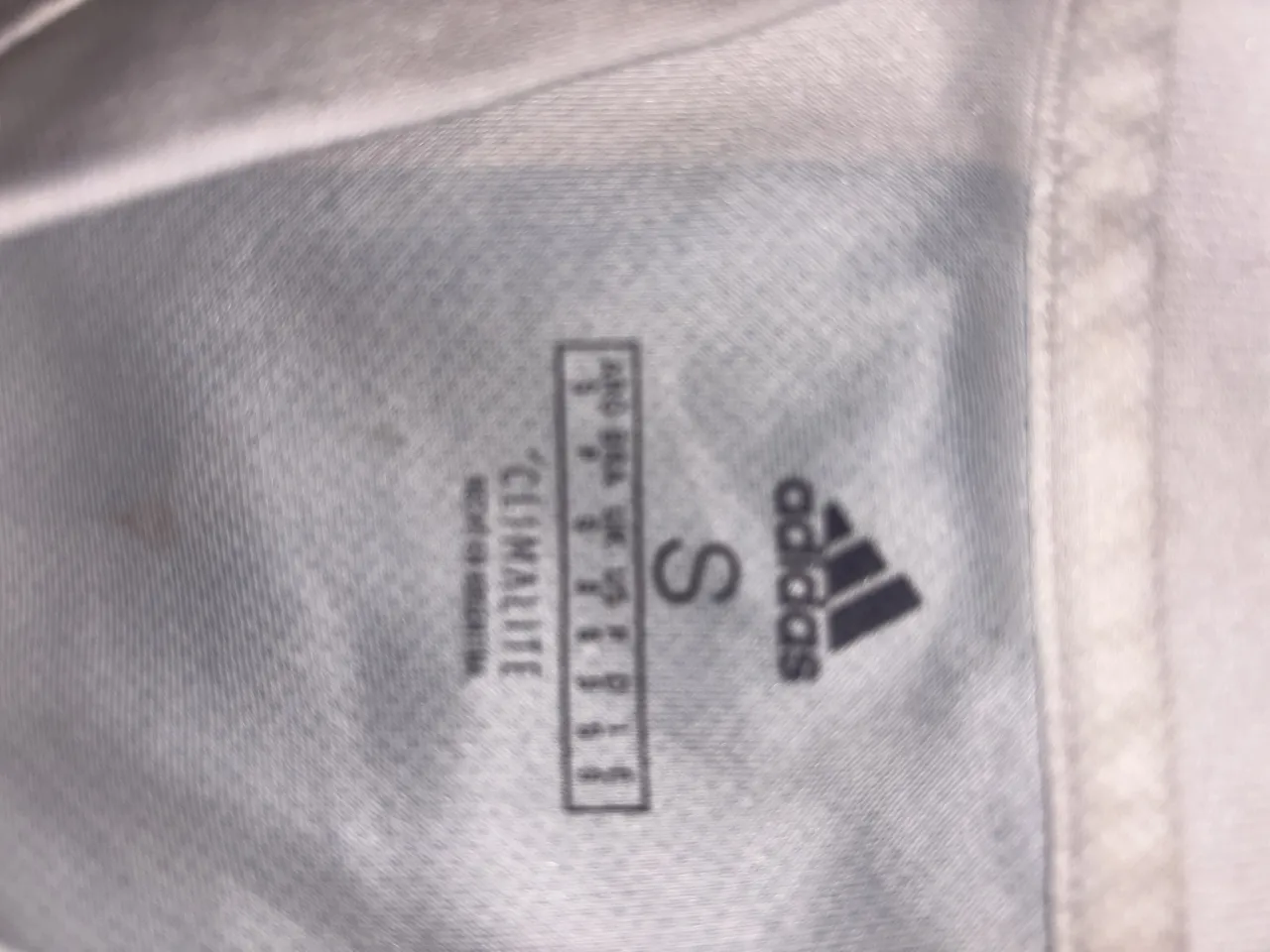 Camiseta adidas - Vista 3