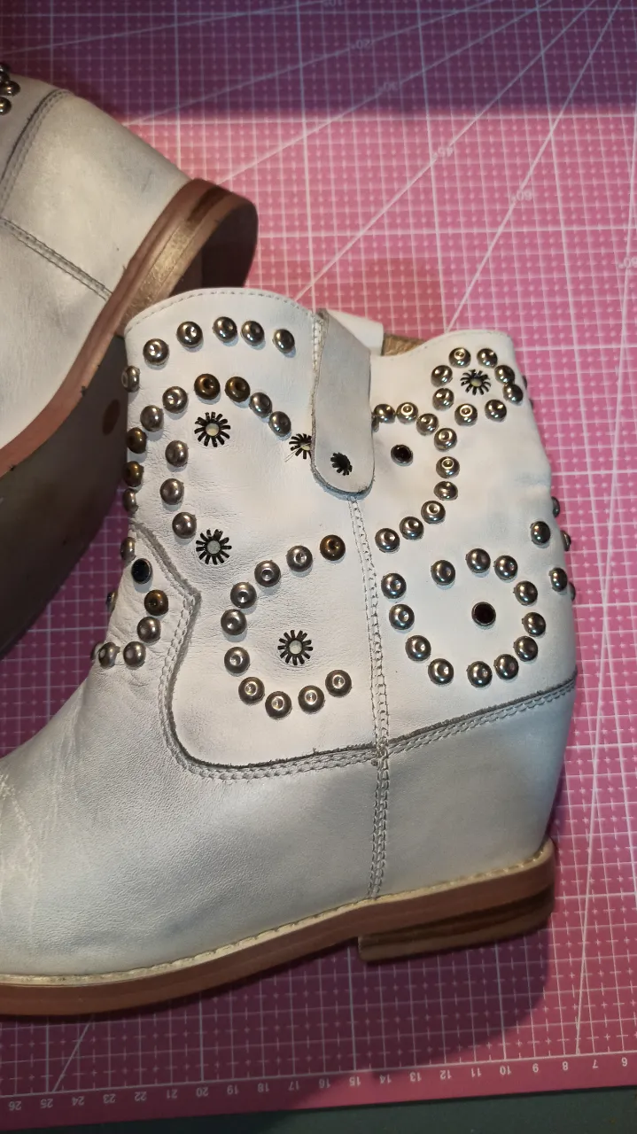 Borcegos Sarkany - imagen 3