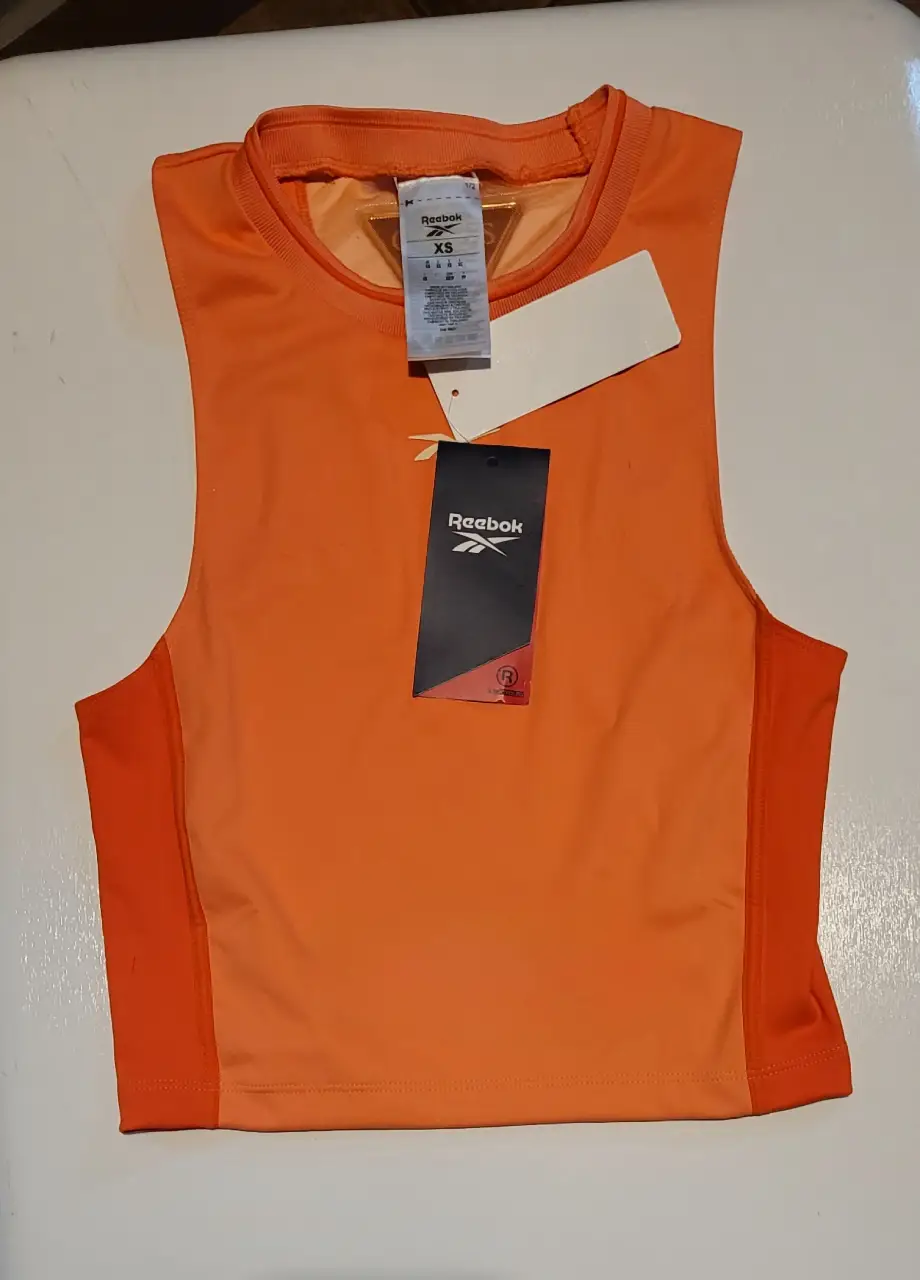 Top Reebok - imagen 1